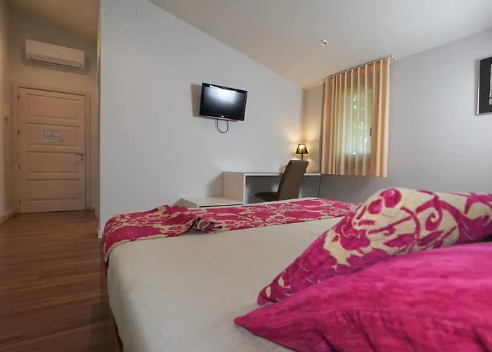 Hotel Mas Prades Otel Deltebre